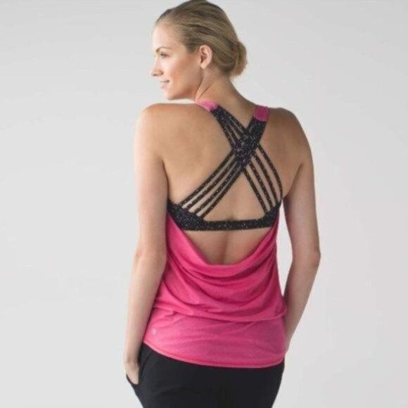 LULULEMON Slay The Studio 2-In-1 Medium Support Size 4 - Picture 8 of 9